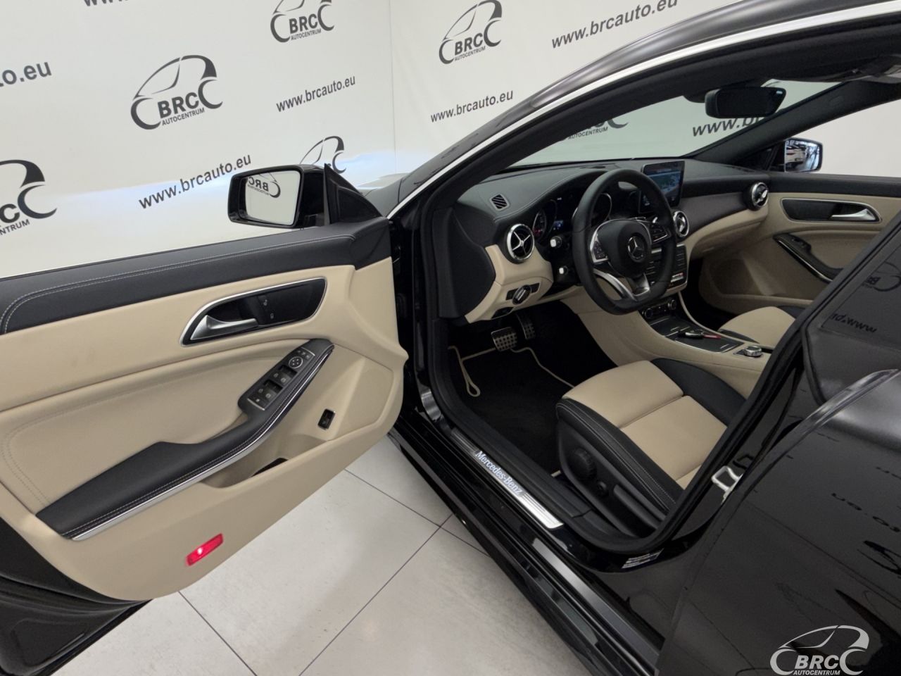 Mercedes-Benz CLA180 | 18