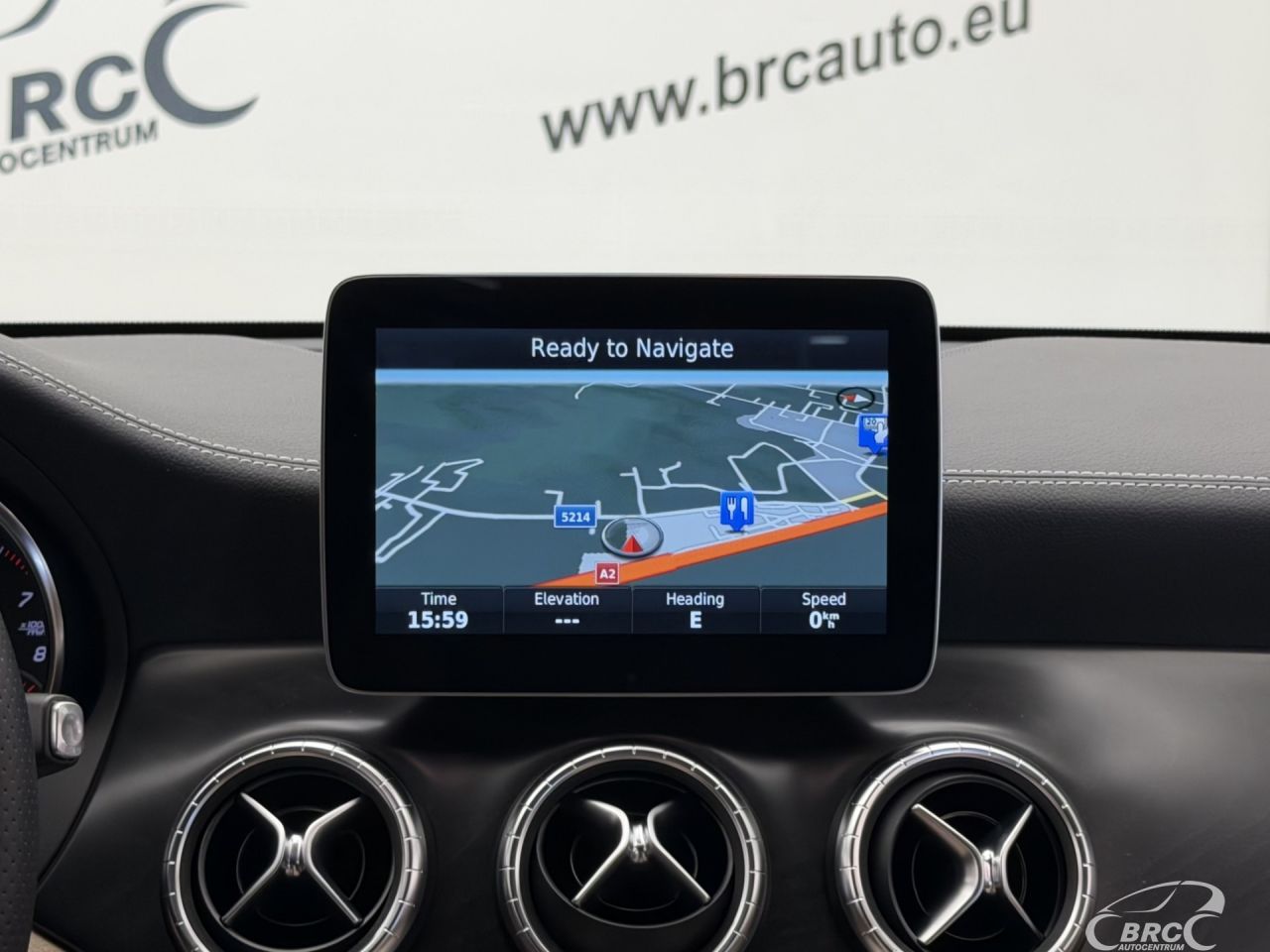 Mercedes-Benz CLA180 | 15