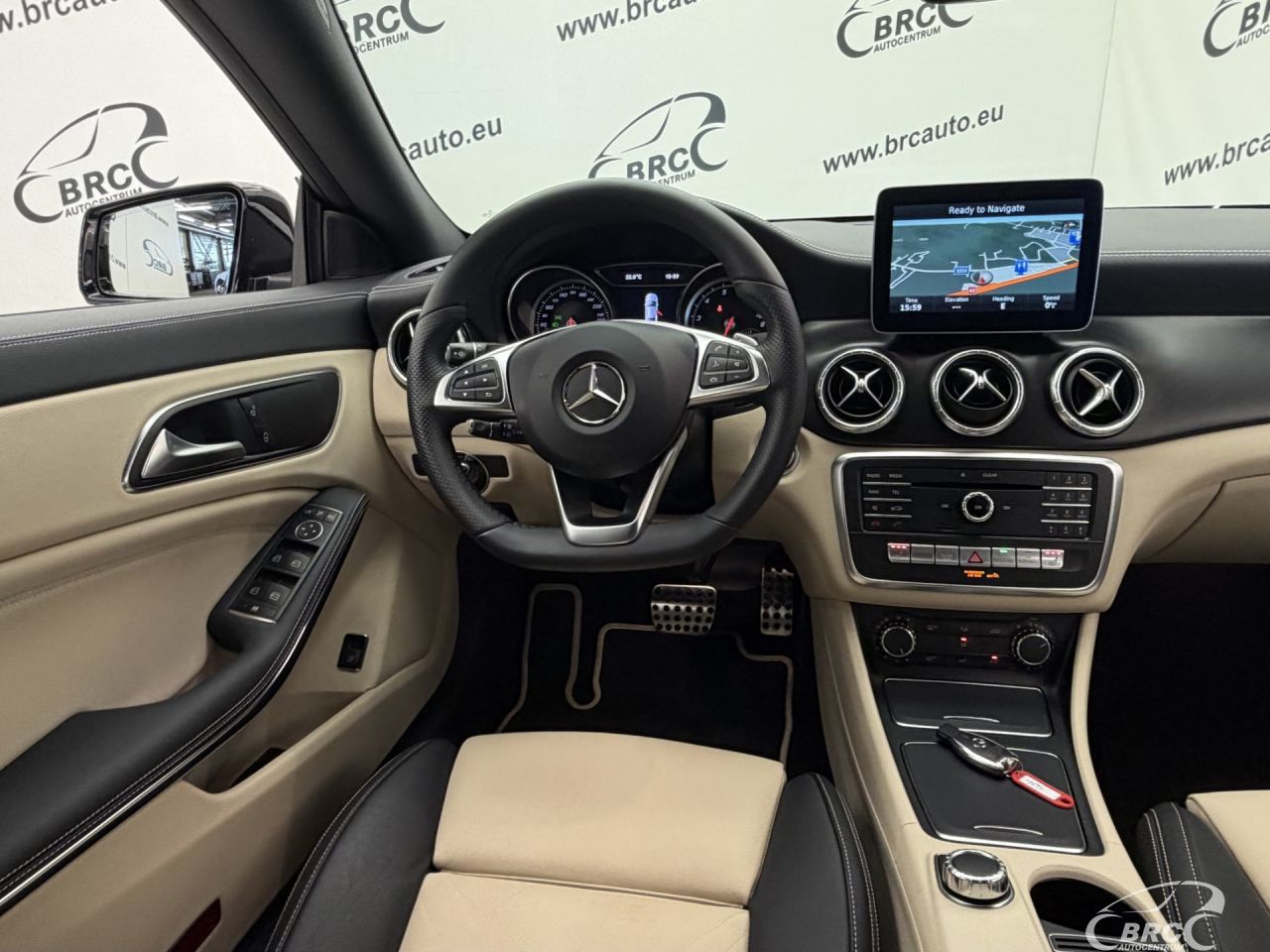 Mercedes-Benz CLA180 | 13
