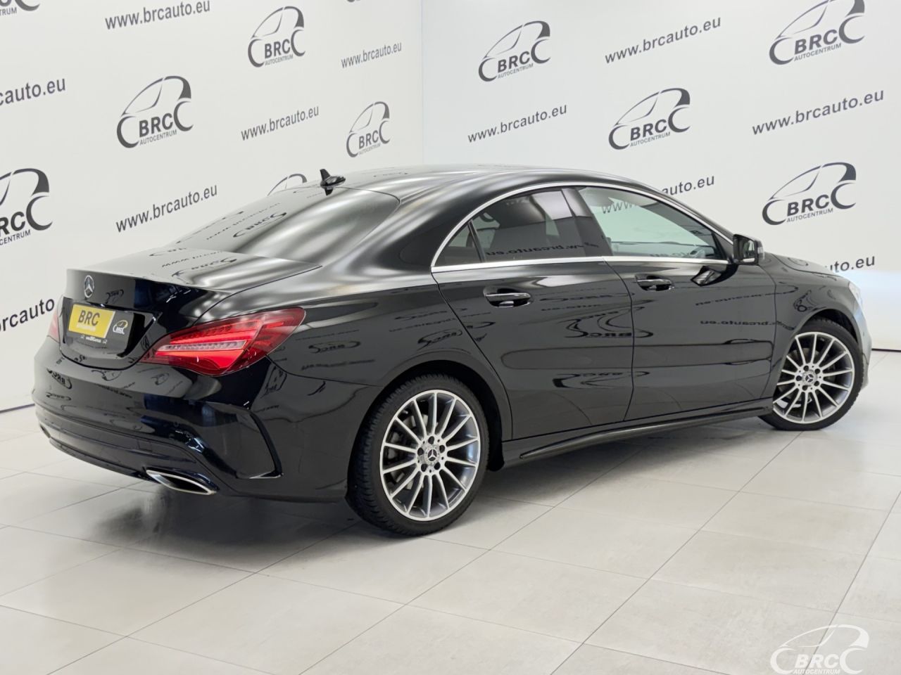 Mercedes-Benz CLA180 | 1