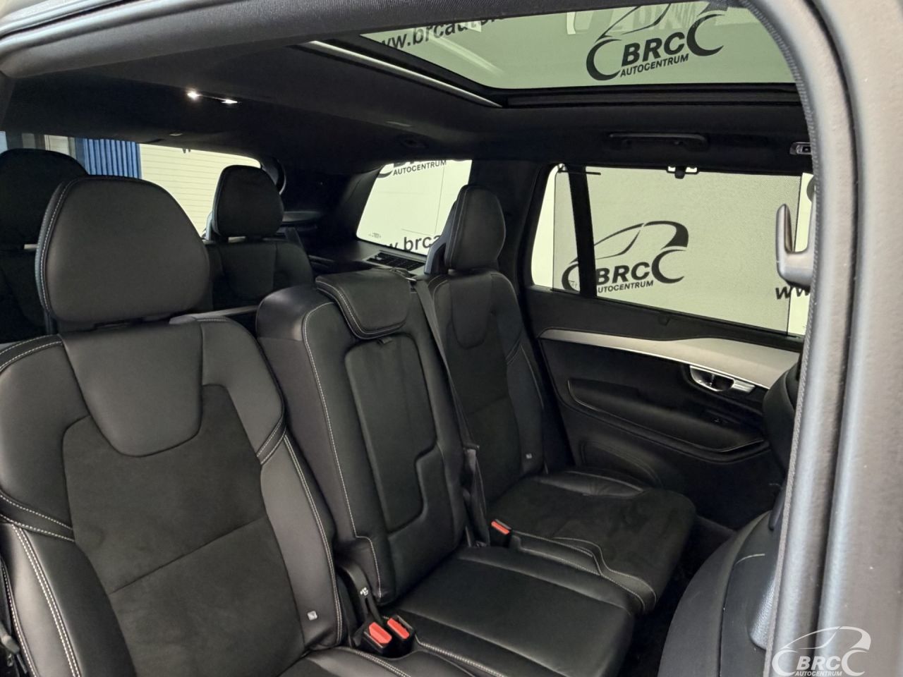 Volvo XC90 | 11