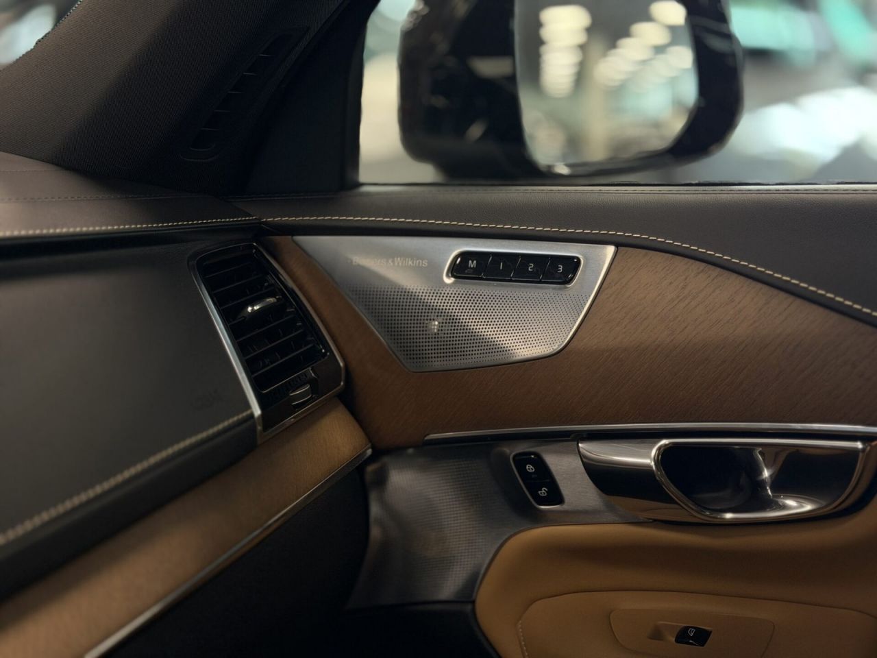 Volvo XC90 | 20