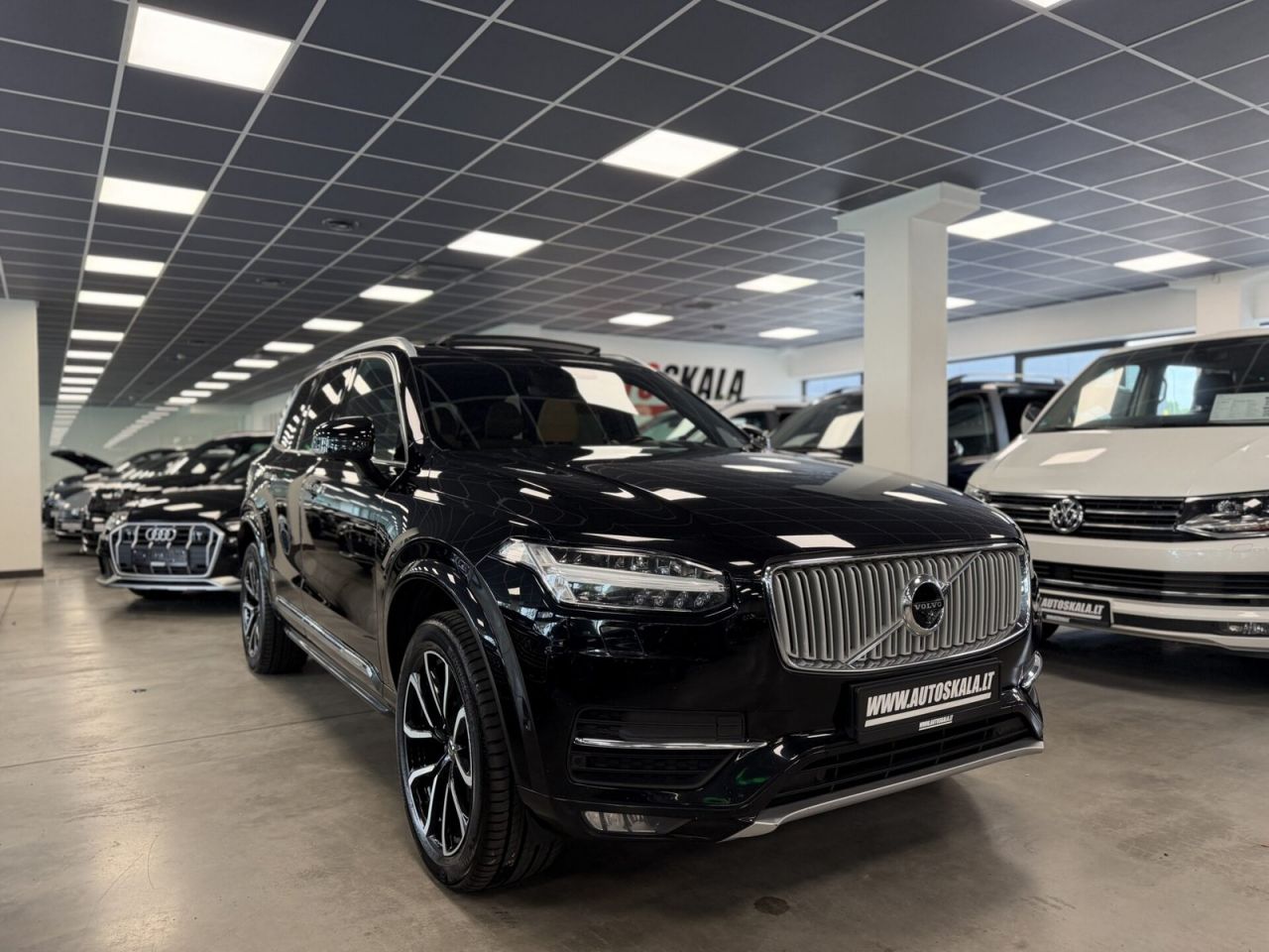 Volvo XC90 | 5
