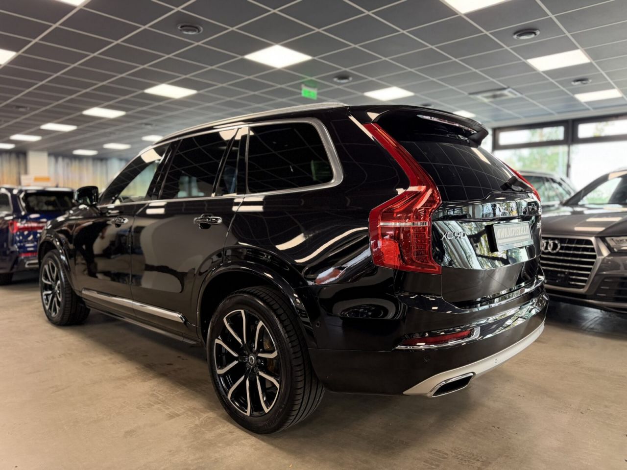 Volvo XC90 | 38