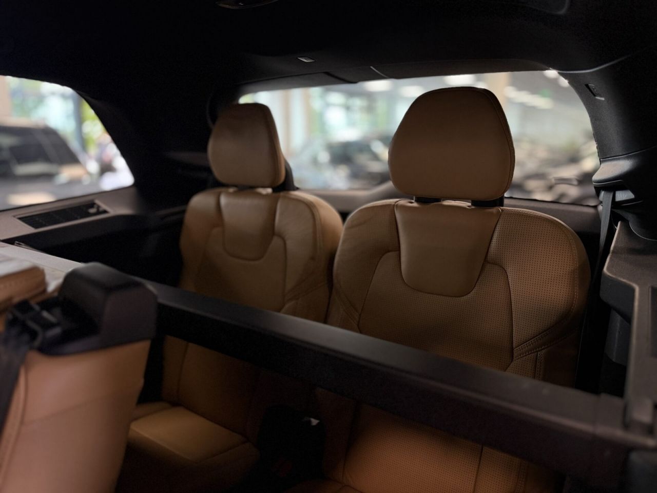 Volvo XC90 | 15