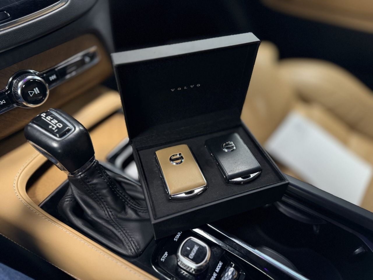 Volvo XC90 | 27