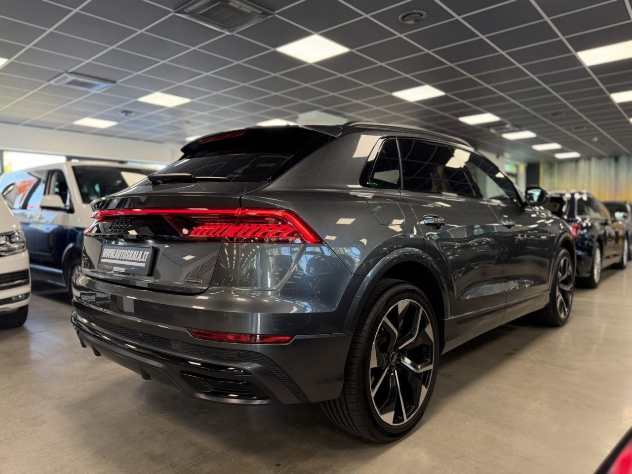 Audi Q8 | 14