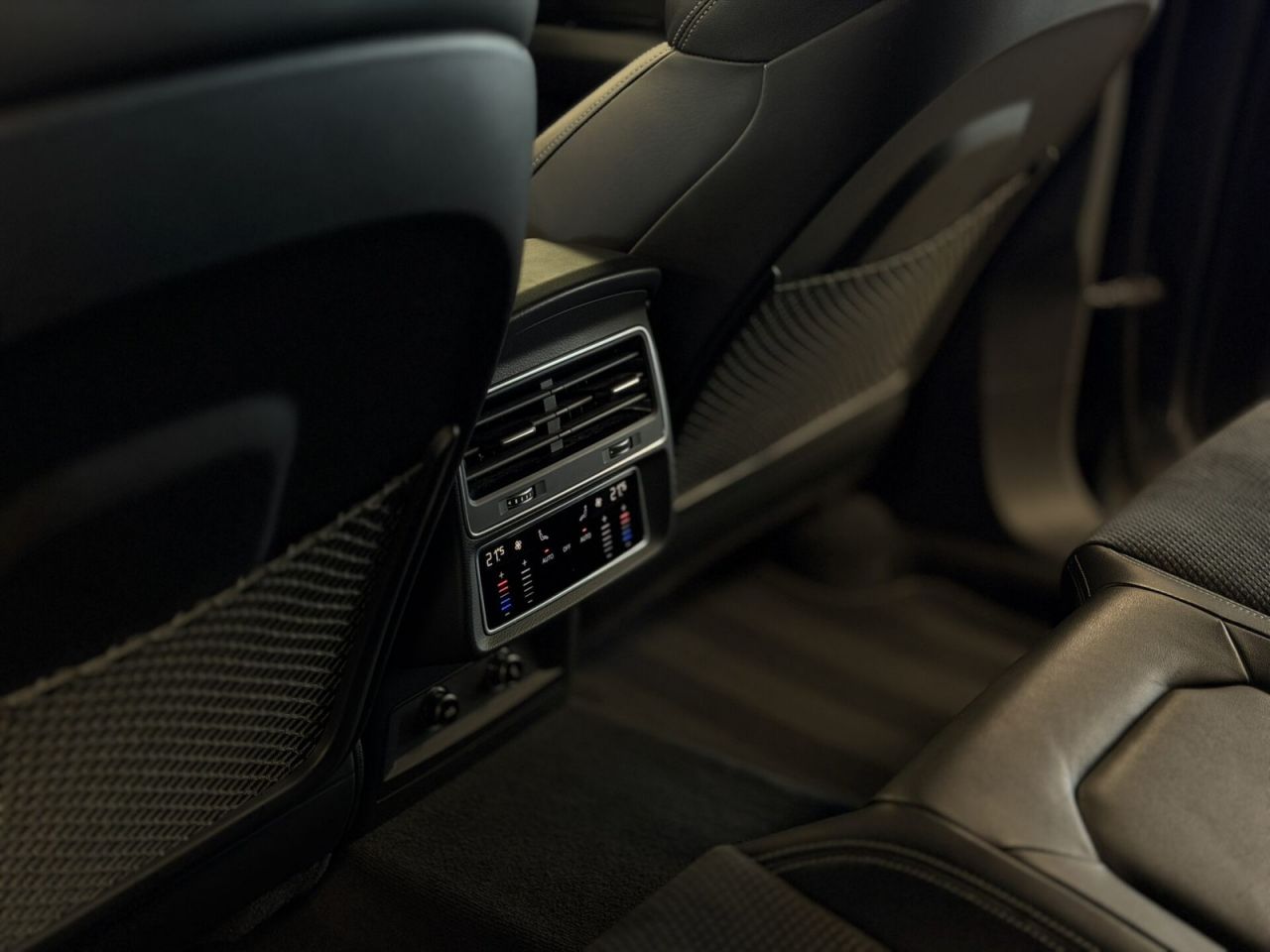Audi Q8 | 13