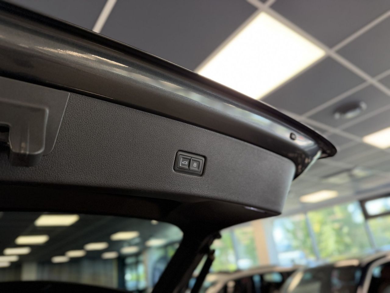 Audi Q8 | 30