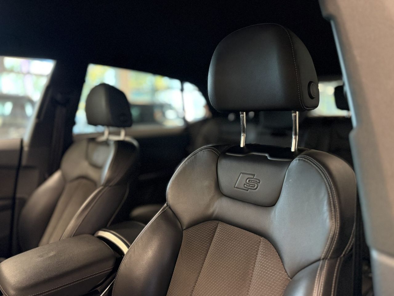 Audi Q8 | 11