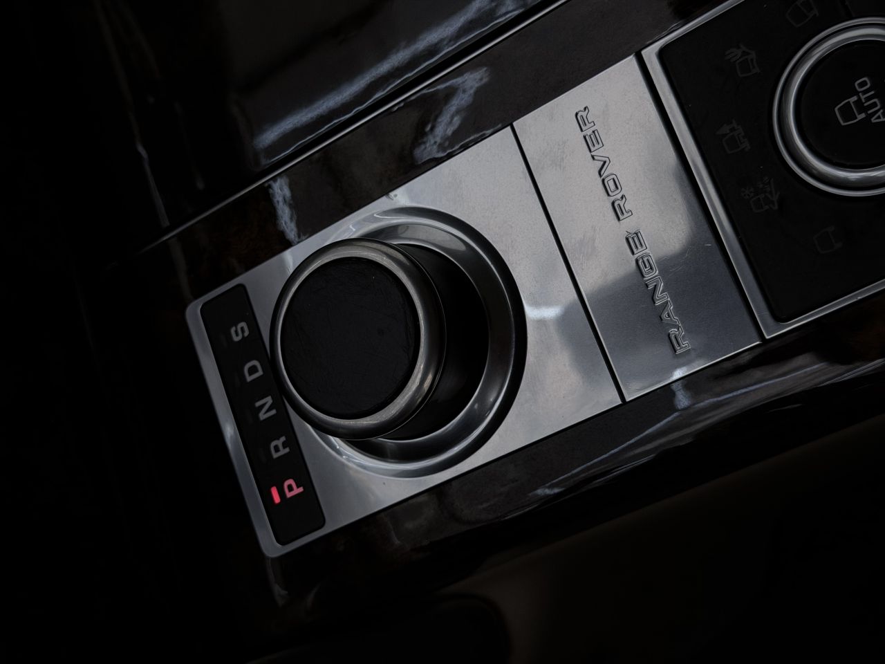 Land Rover Range Rover | 27