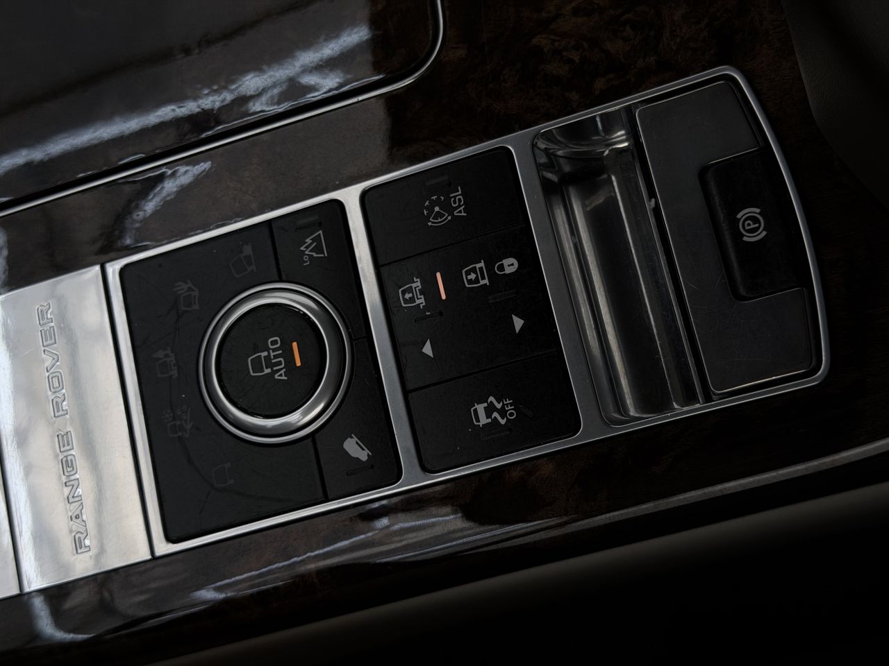 Land Rover Range Rover | 26
