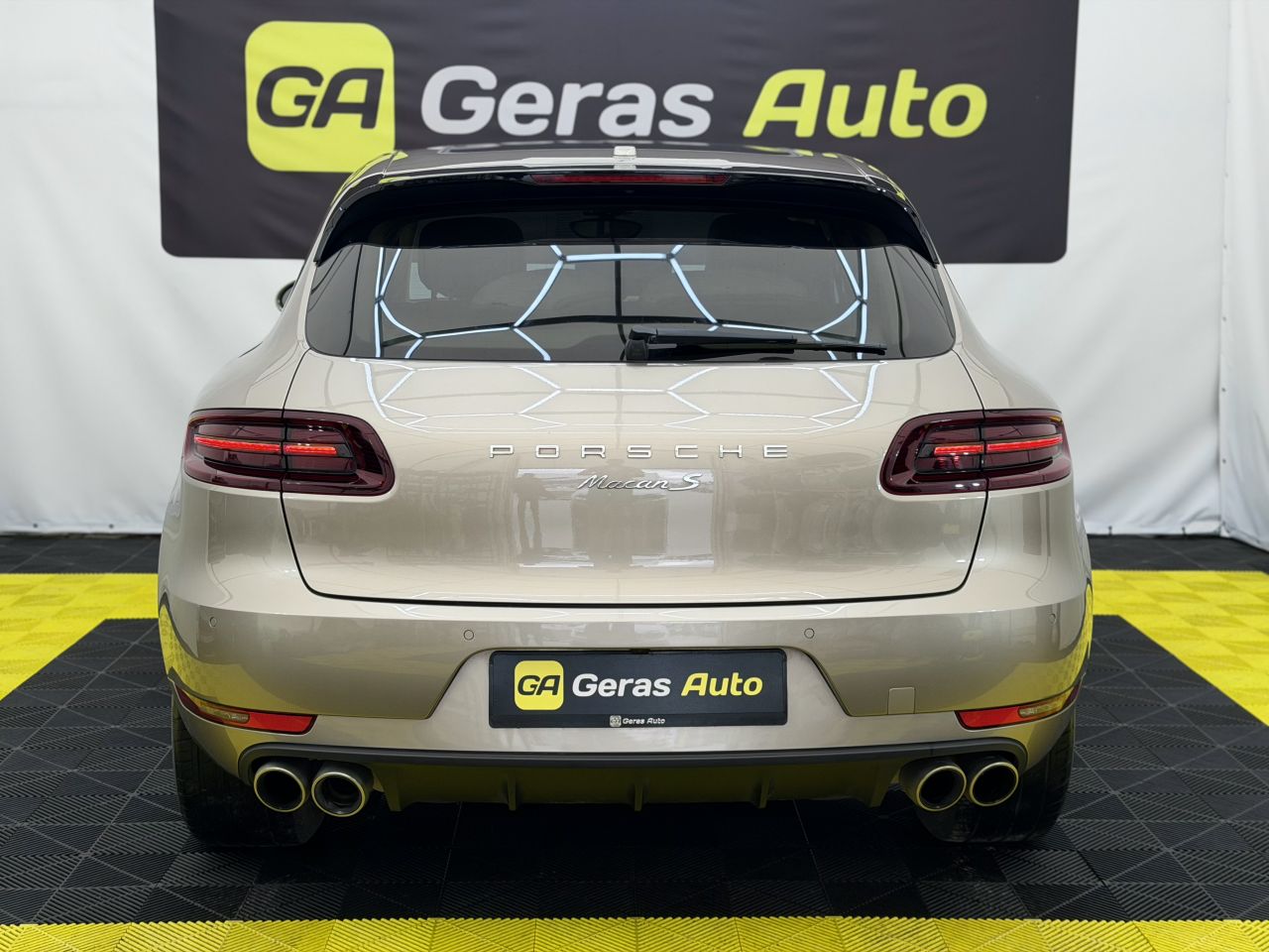 Porsche Macan | 4