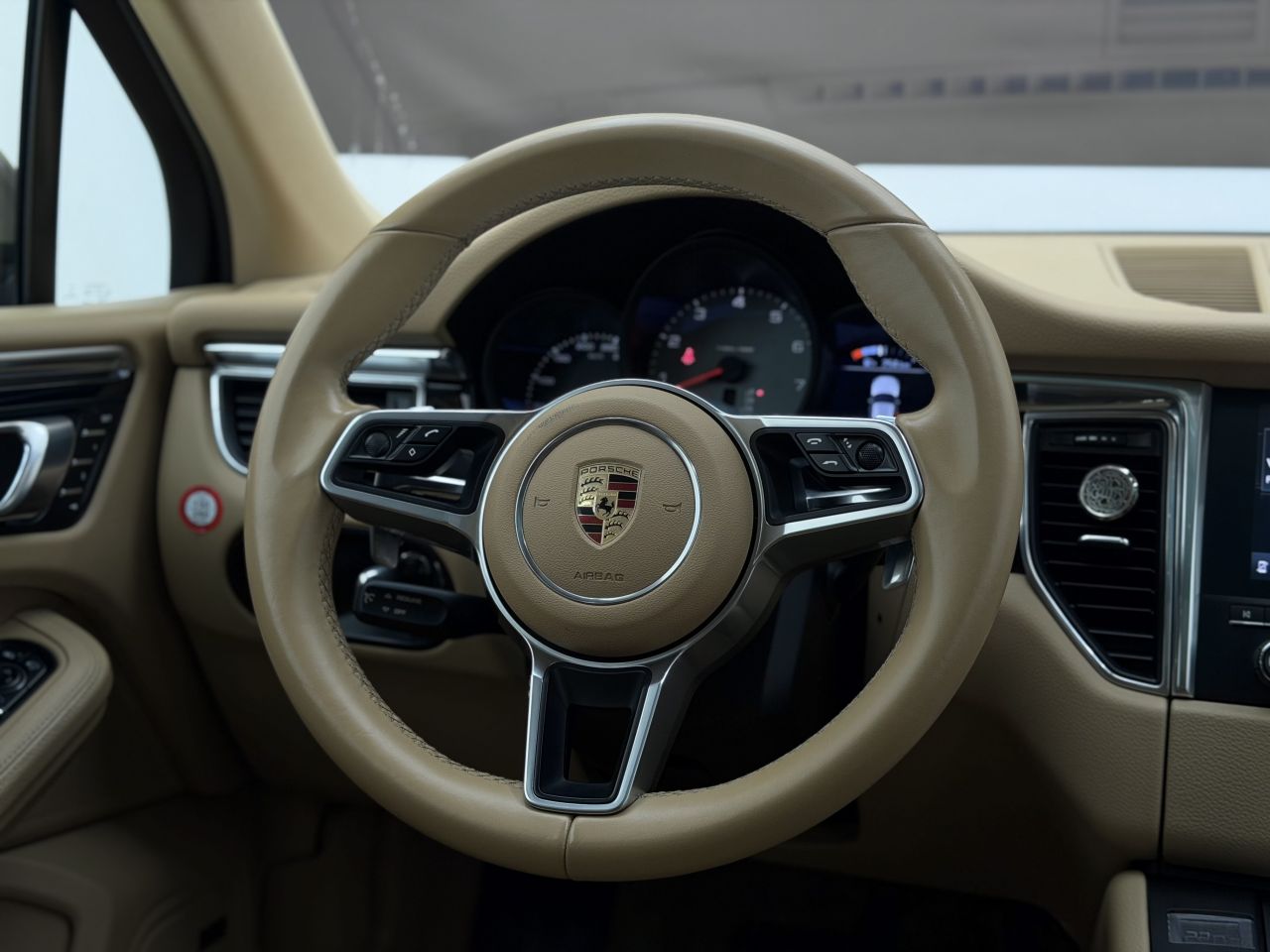 Porsche Macan | 17