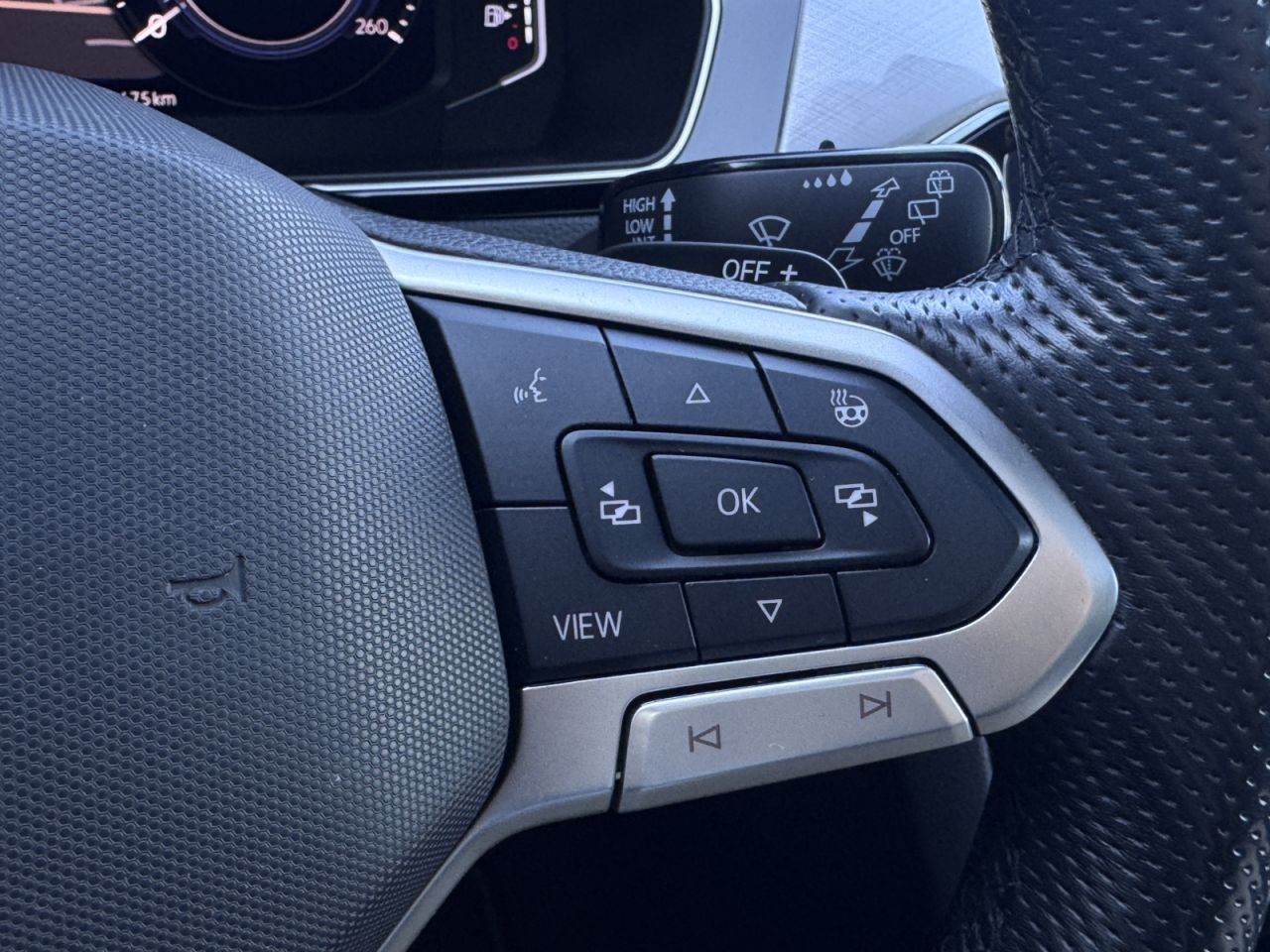 Volkswagen Passat | 15