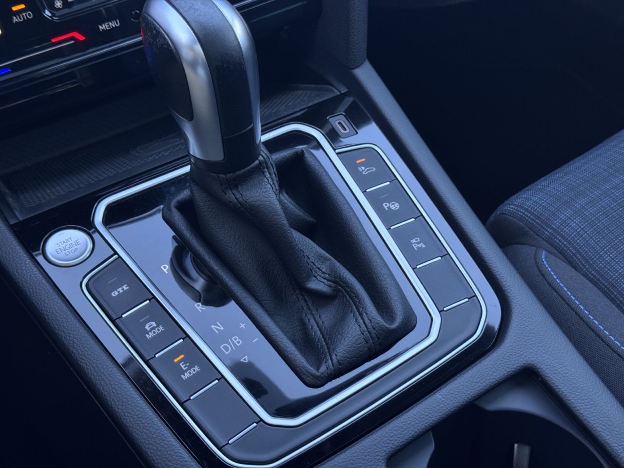 Volkswagen Passat | 27
