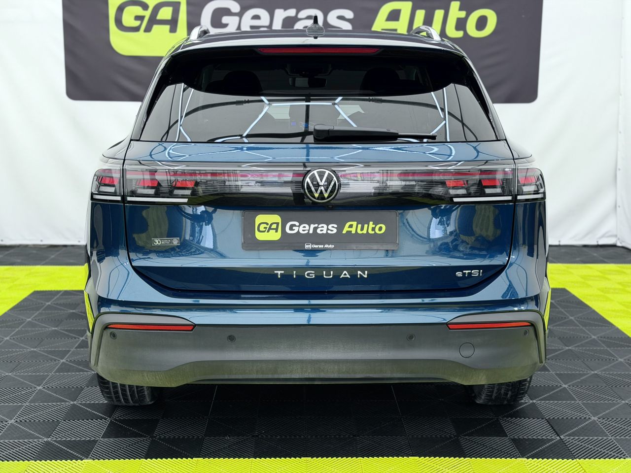 Volkswagen Tiguan | 4
