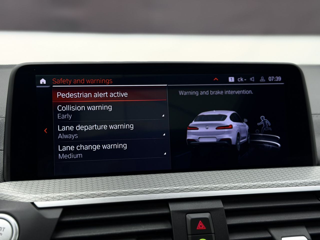 BMW X4 | 26