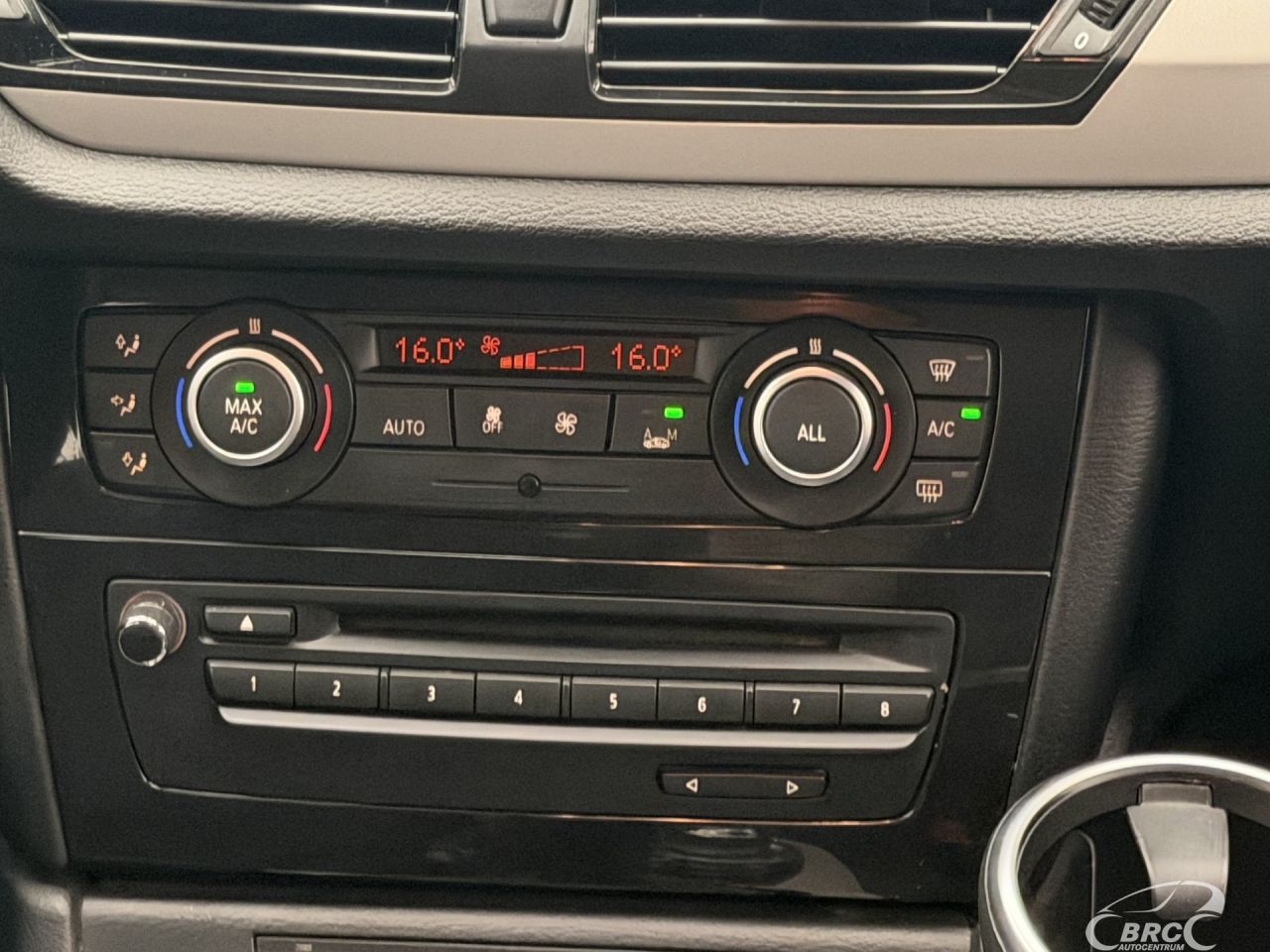 BMW X1 | 10