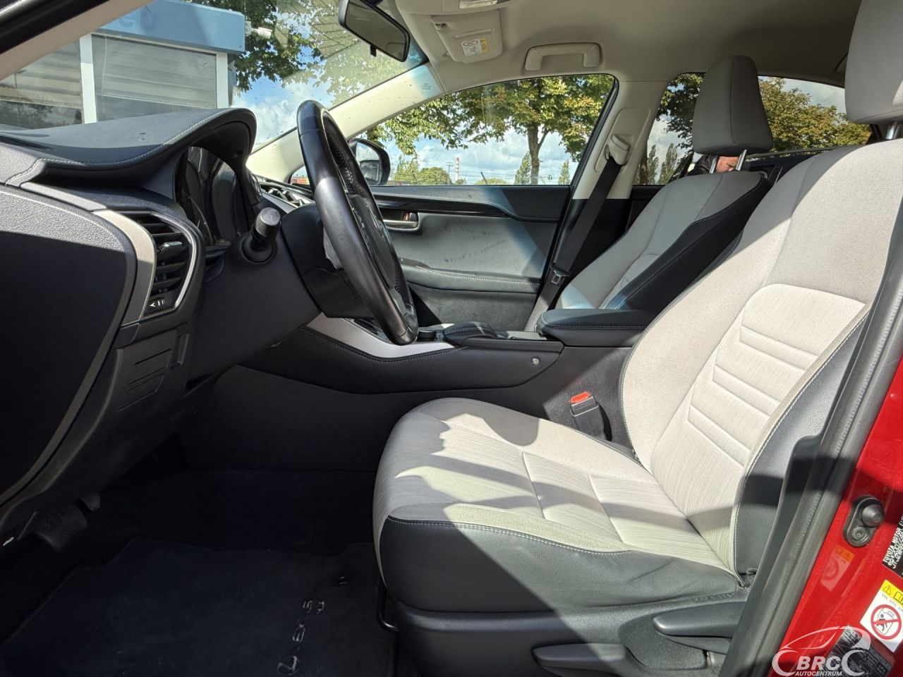 Lexus NX 300h | 15