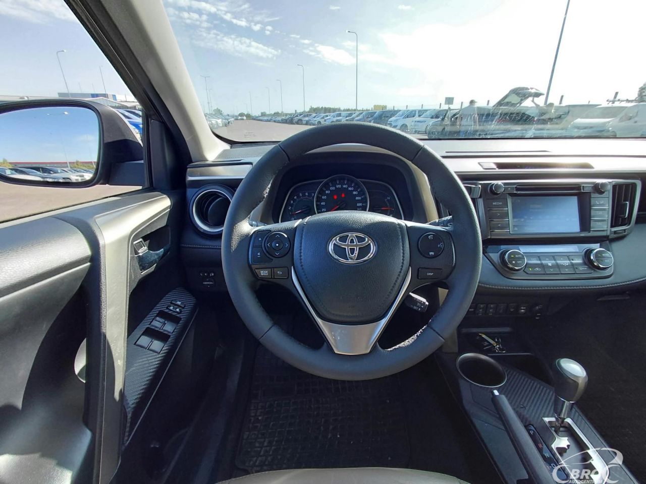 Toyota RAV4 | 7