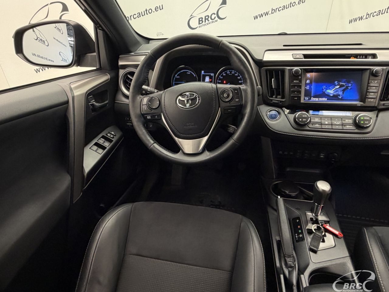 Toyota RAV4 | 12