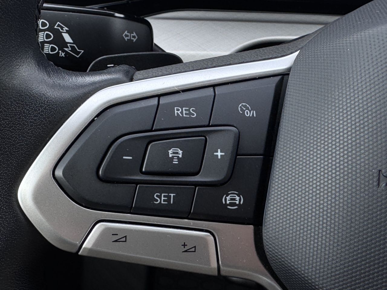 Volkswagen Golf | 11