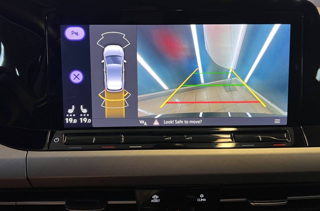 Volkswagen Golf | 17