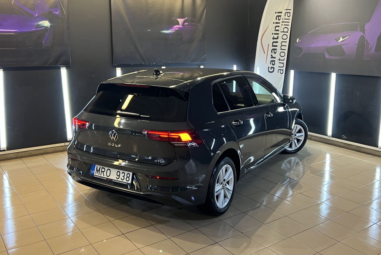Volkswagen Golf | 1