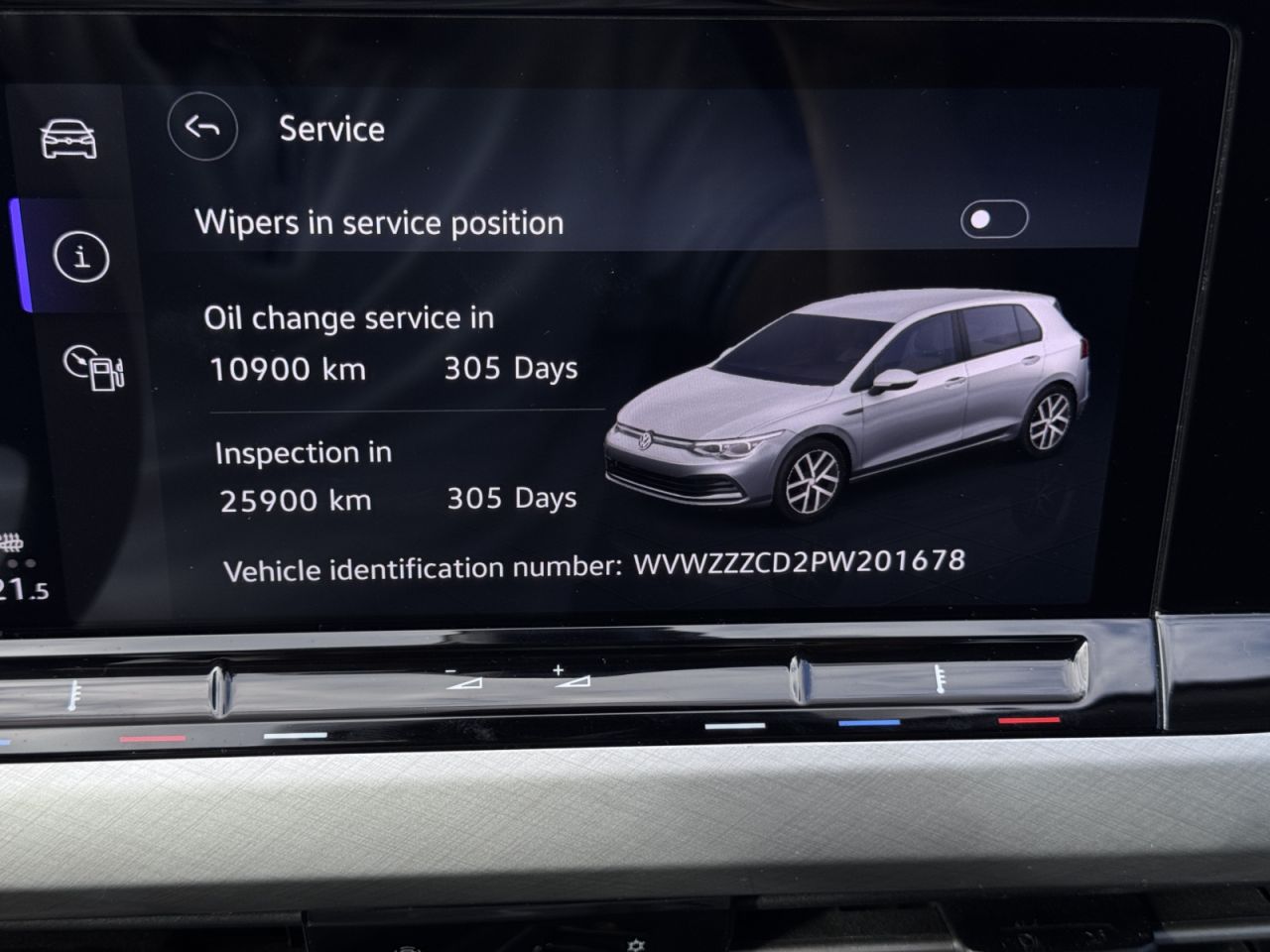 Volkswagen Golf | 23