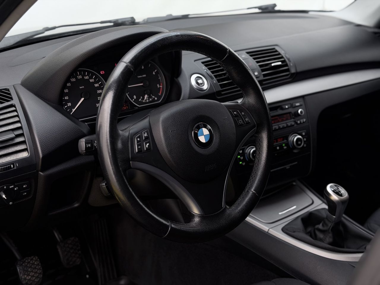 BMW 118 | 8