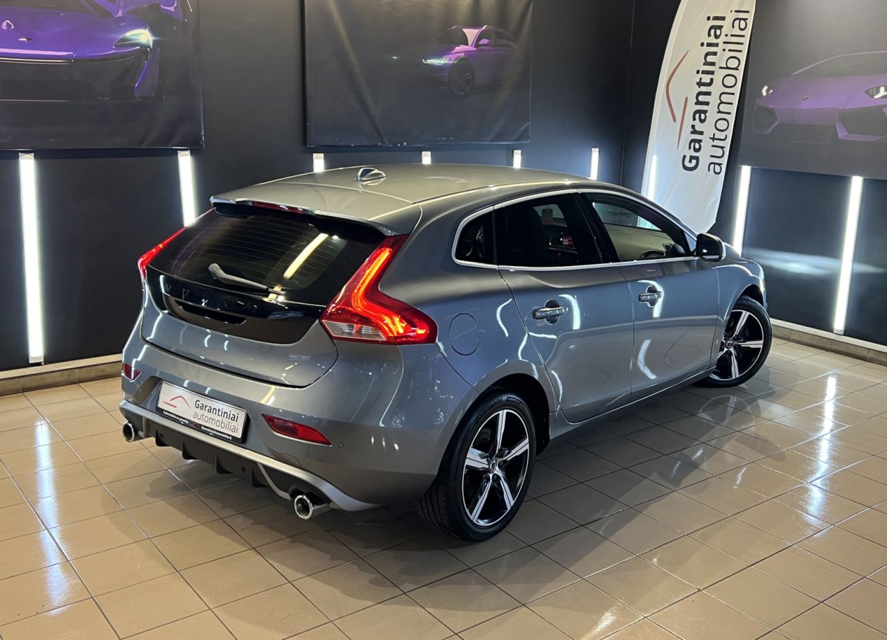 Volvo V40 | 1