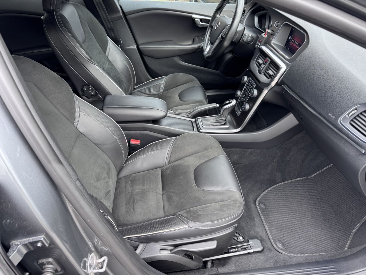 Volvo V40 | 5