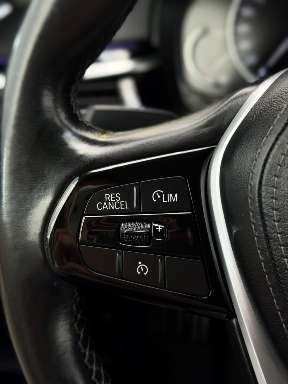 BMW 518 | 24
