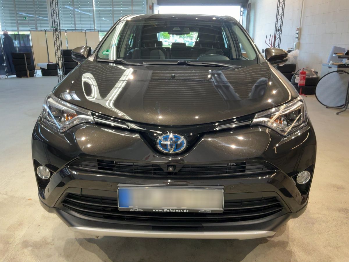 Toyota RAV4 | 1