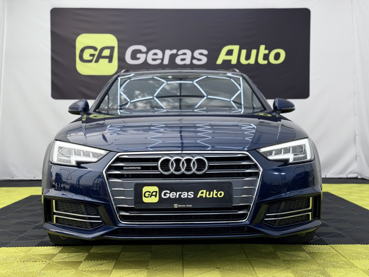 Audi A4 | 1