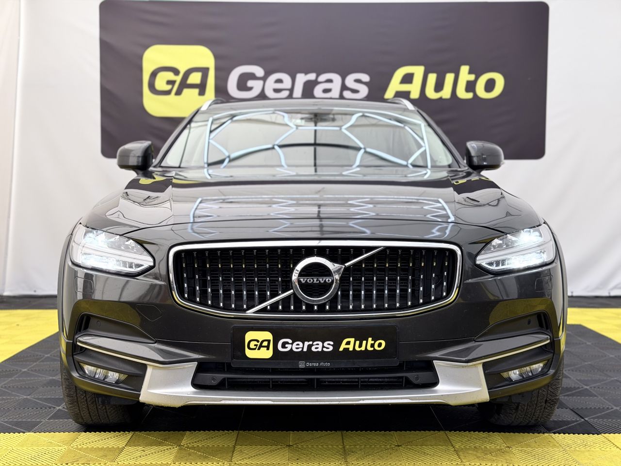 Volvo V90 | 1