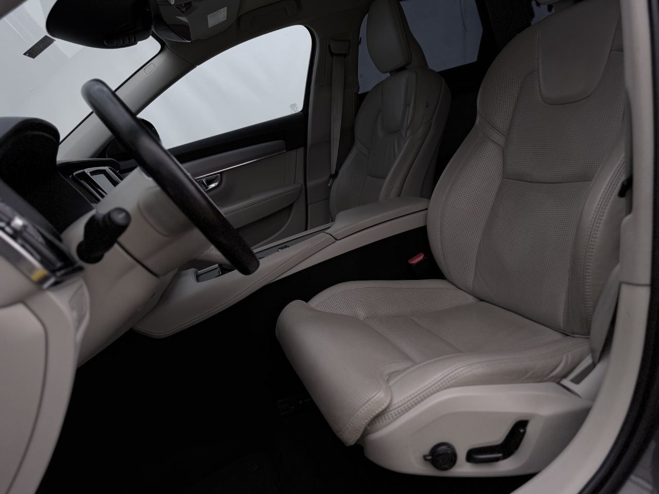 Volvo V90 | 9