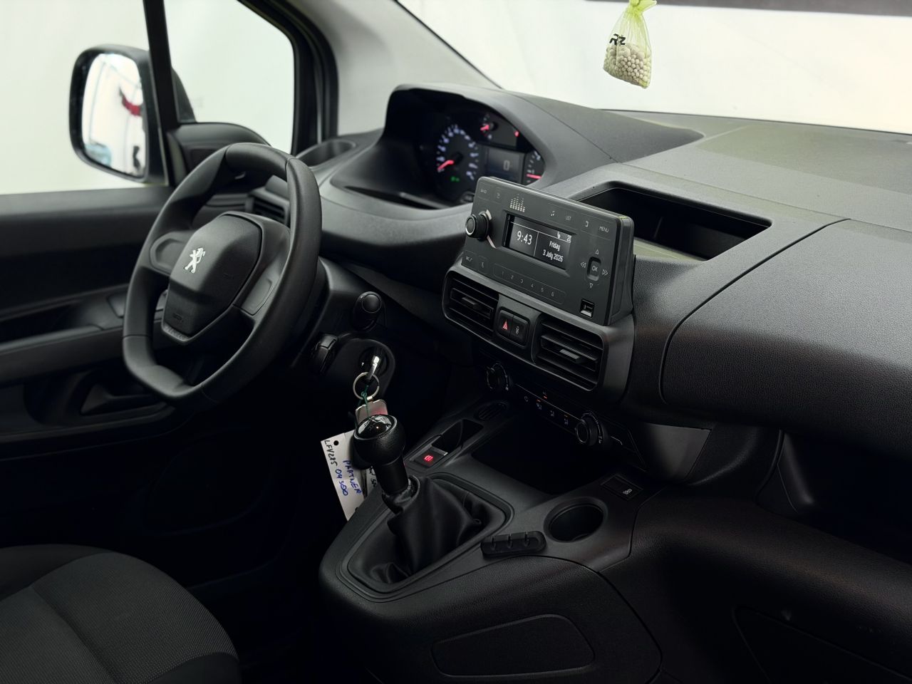 Peugeot Partner | 13