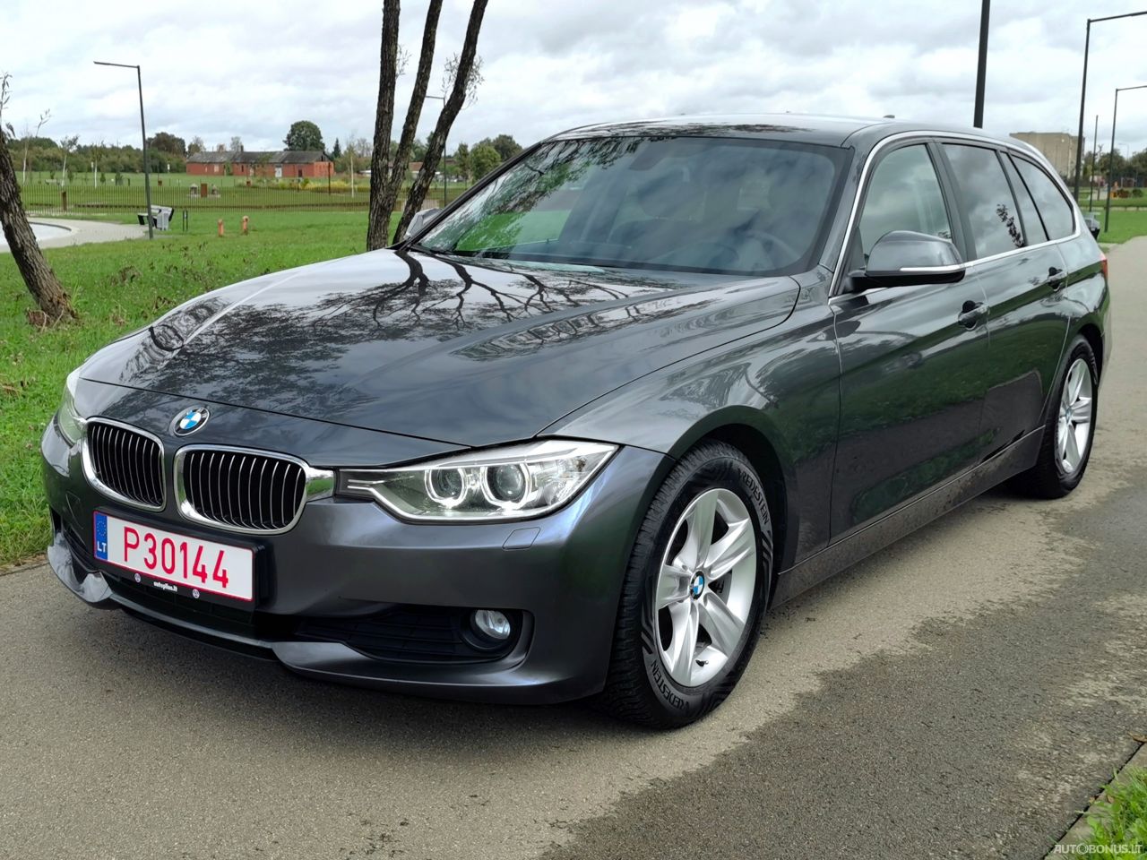 BMW 330 | 1