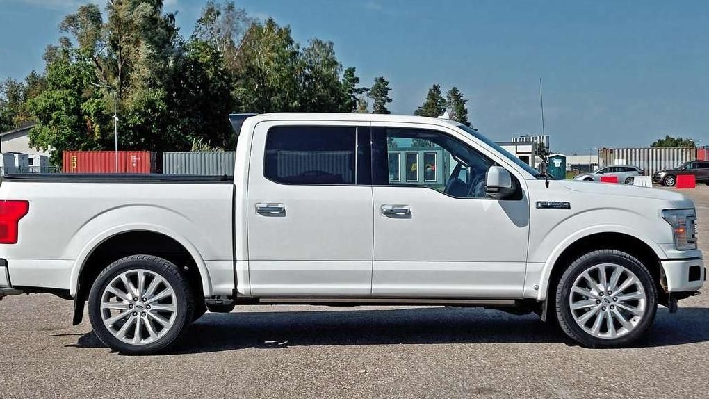 Ford F-150 | 6