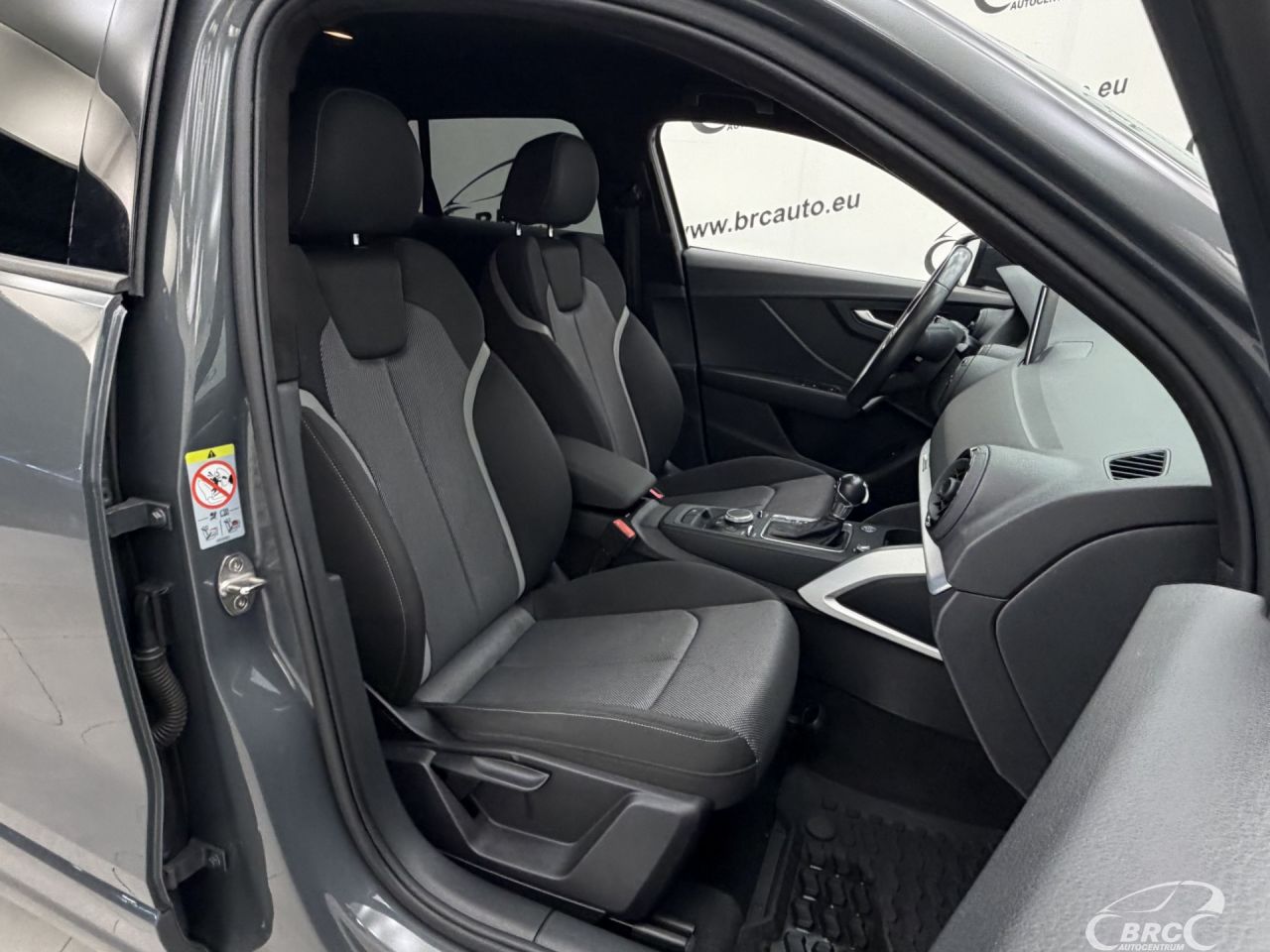 Audi Q2 | 6