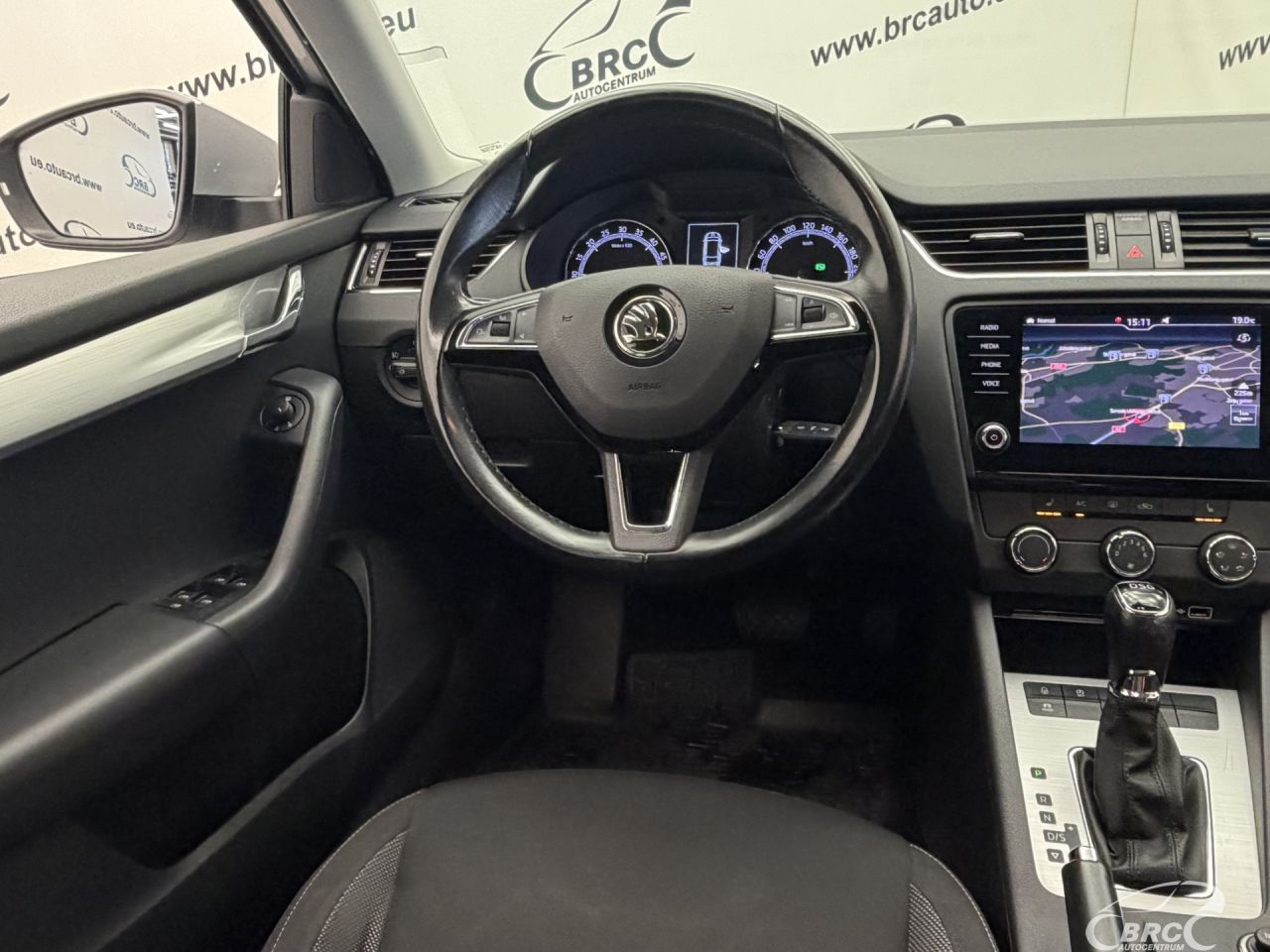 Skoda Octavia | 12