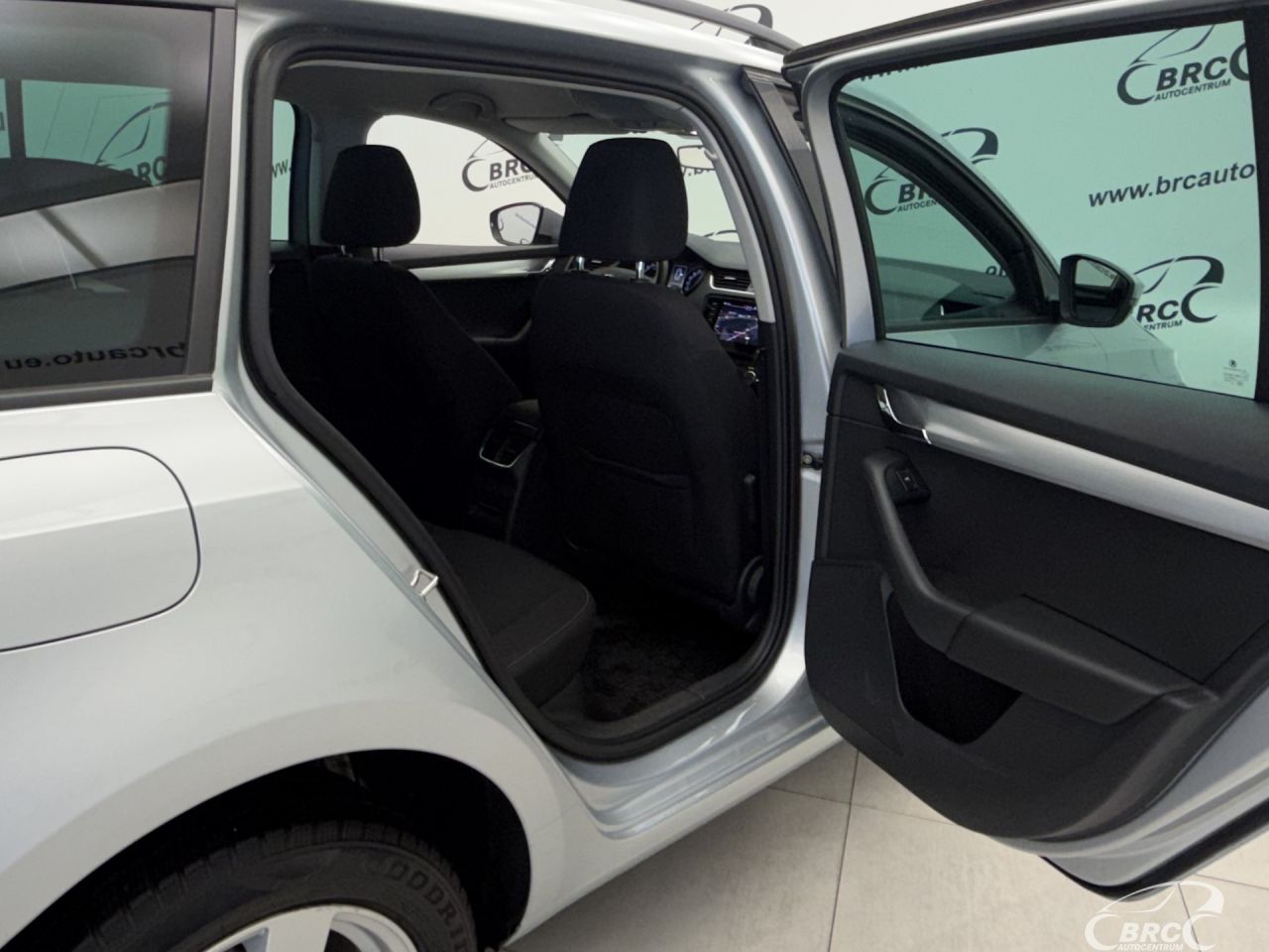 Skoda Octavia | 11