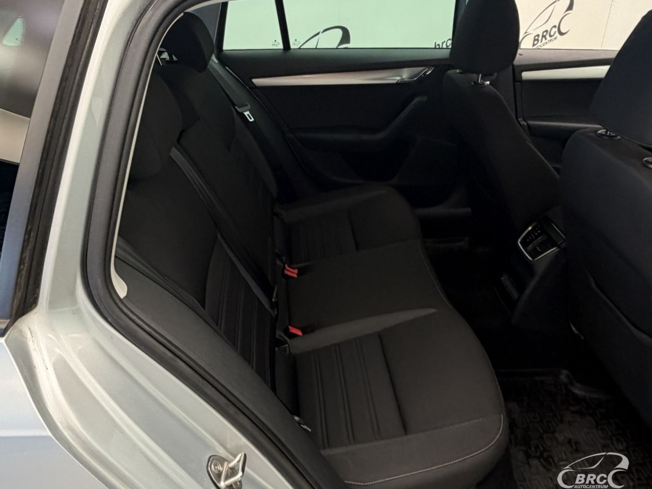 Skoda Octavia | 9