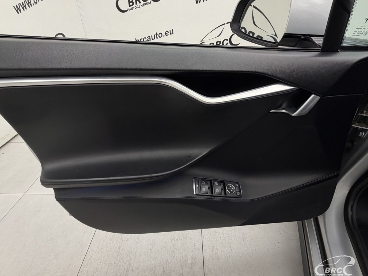 Tesla Model S | 16