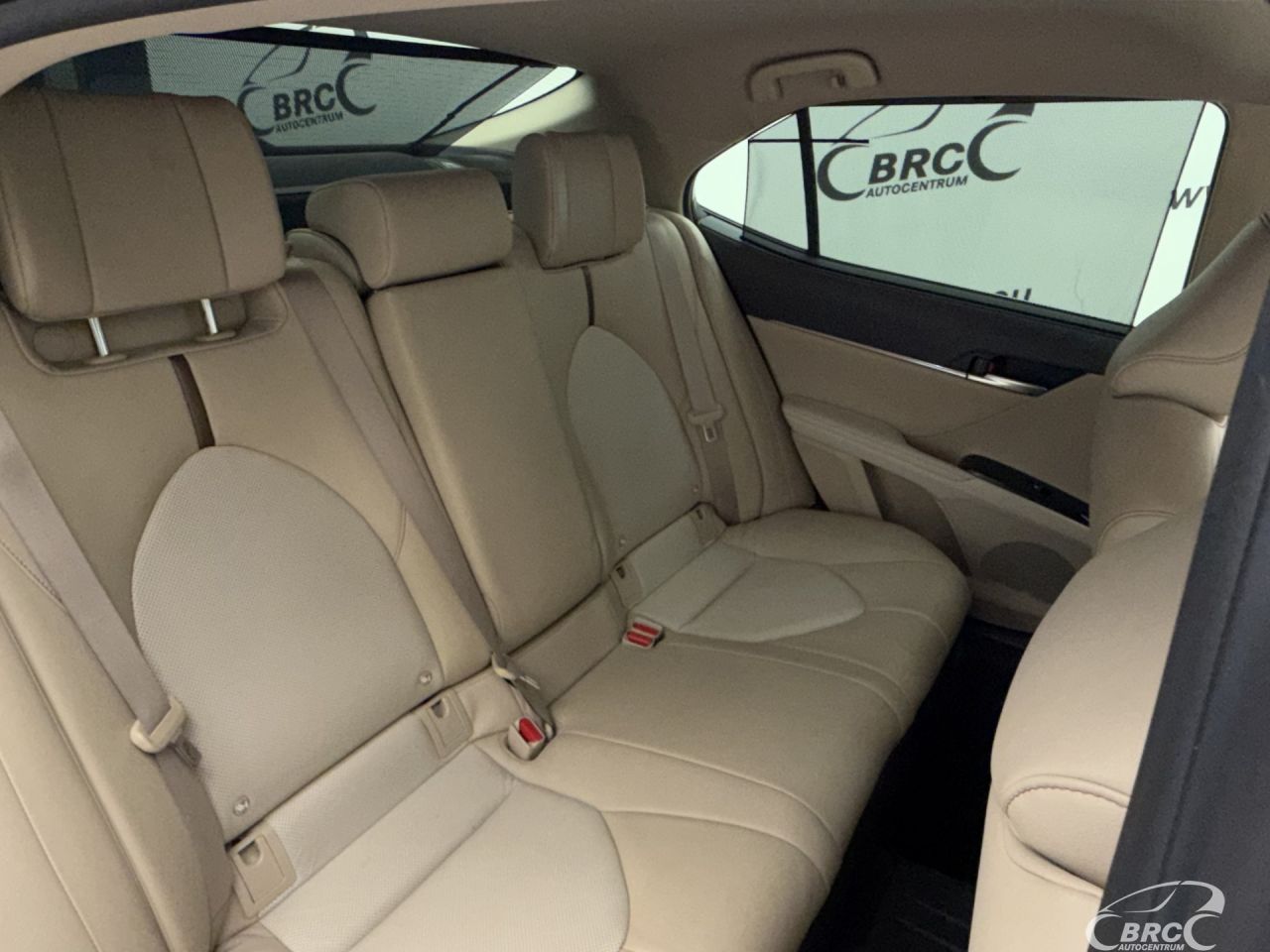 Toyota Camry | 11