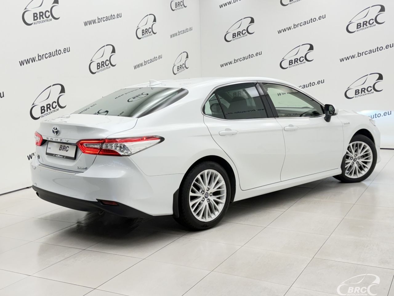 Toyota Camry | 1