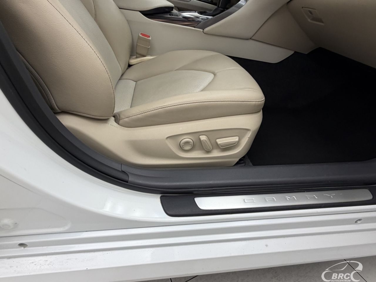 Toyota Camry | 5