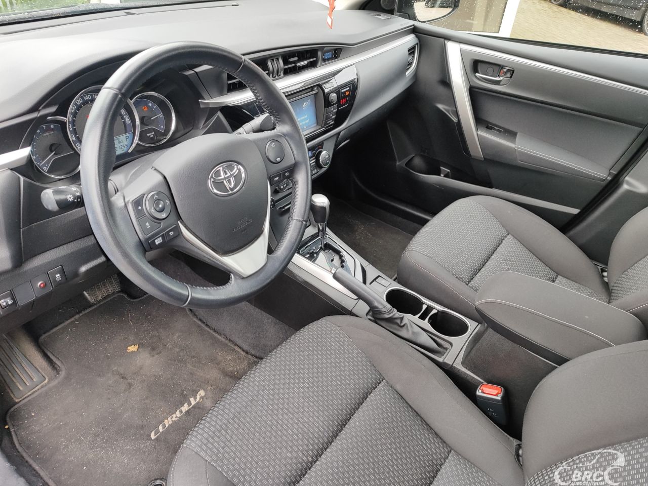 Toyota Corolla | 18